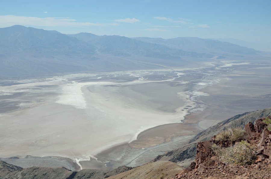 HJS_3752.JPG - Dante's View - View of the Badwater Salt Basin