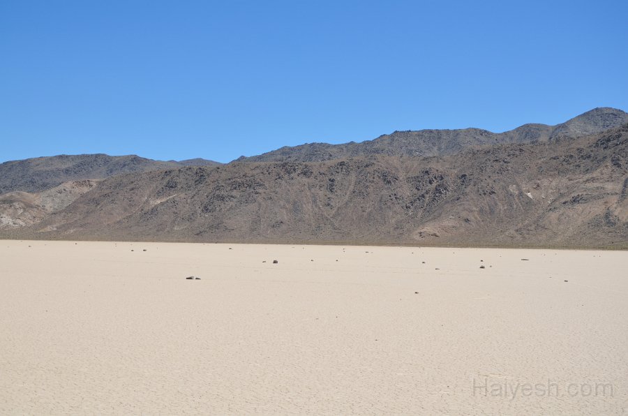 HJS_3978.JPG - See all the rocks on the playa that have moved/travelled.