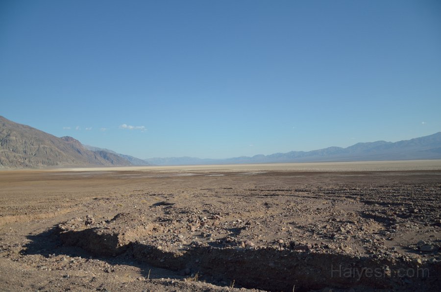HJS_4158.JPG - Badwater Basin in the backround