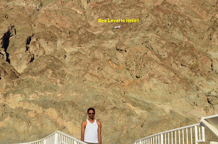 HJS_4161.JPG - At the Badwater Basinat 6:30pm