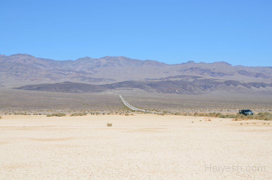 HJS_4512.JPG - Road towards Furnace Creek