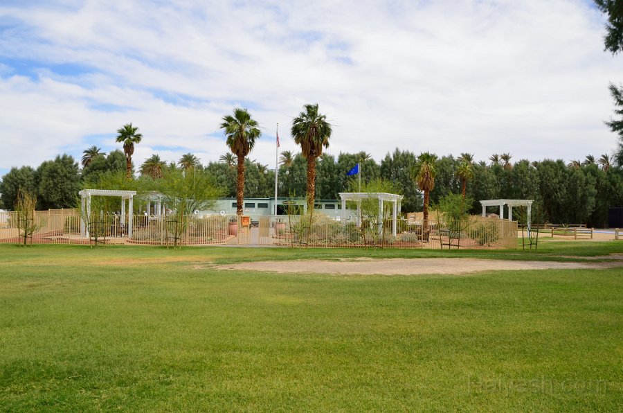 HJS_4916.JPG -  Furnace Creek Ranch - Pool area