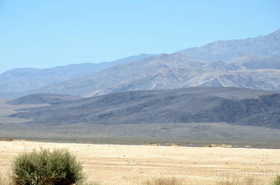 HJS_4515.JPG - Panamint Springs  - Valley and mountains