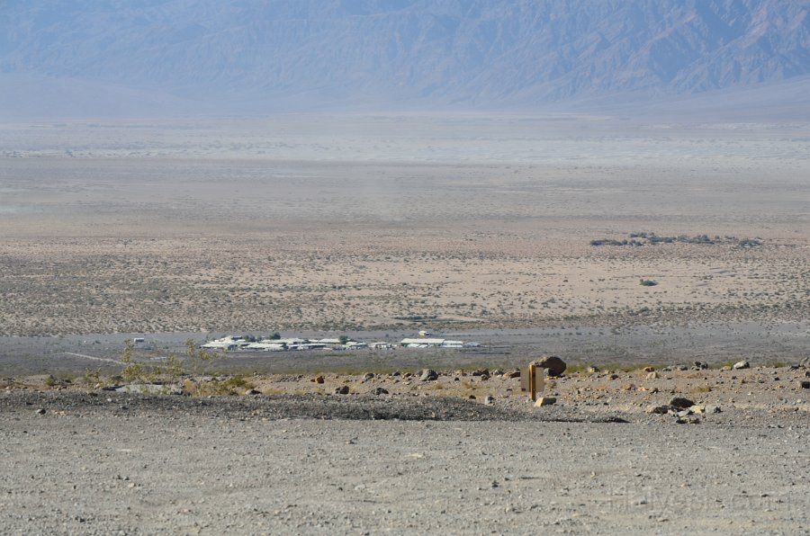 HJS_4569.JPG - Mosaic Canyon - view of Stovepipe Wells Village in the valley