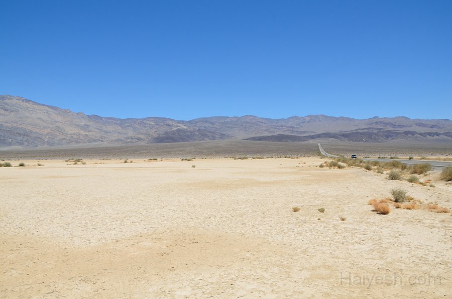 HJS_4523.JPG - Road from Furnace Creek 
